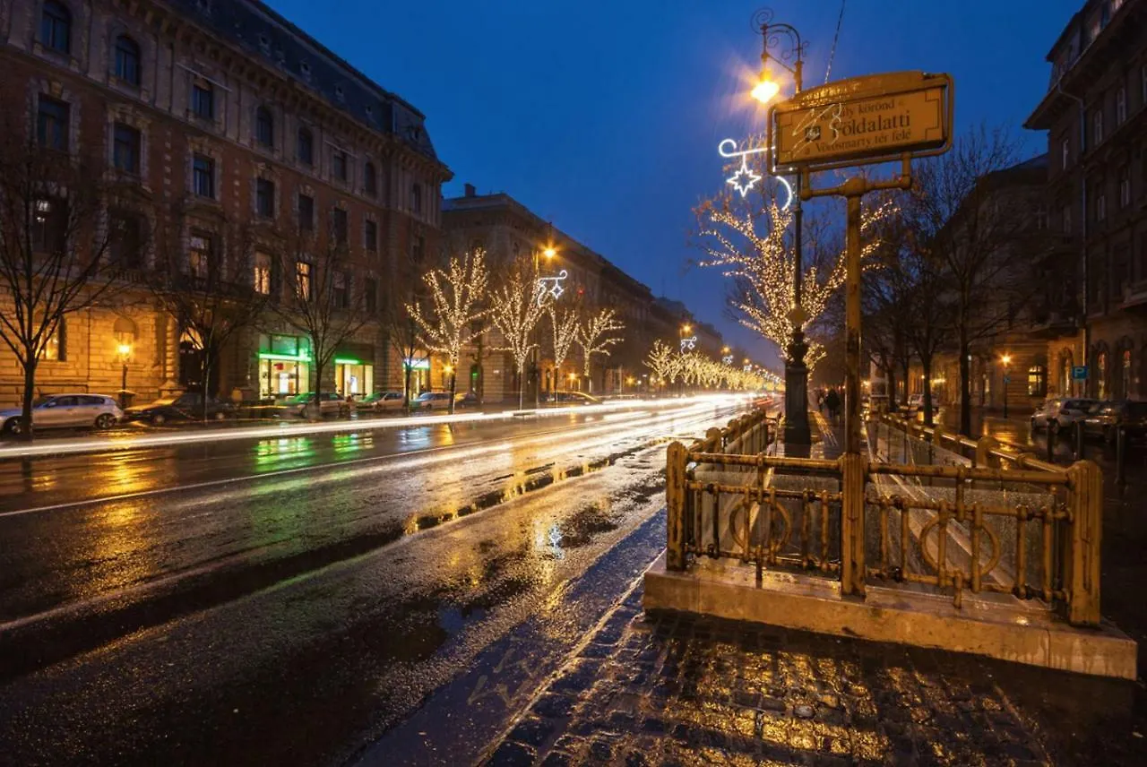 Apartment Central Studio Boulevard Budapest Hungary